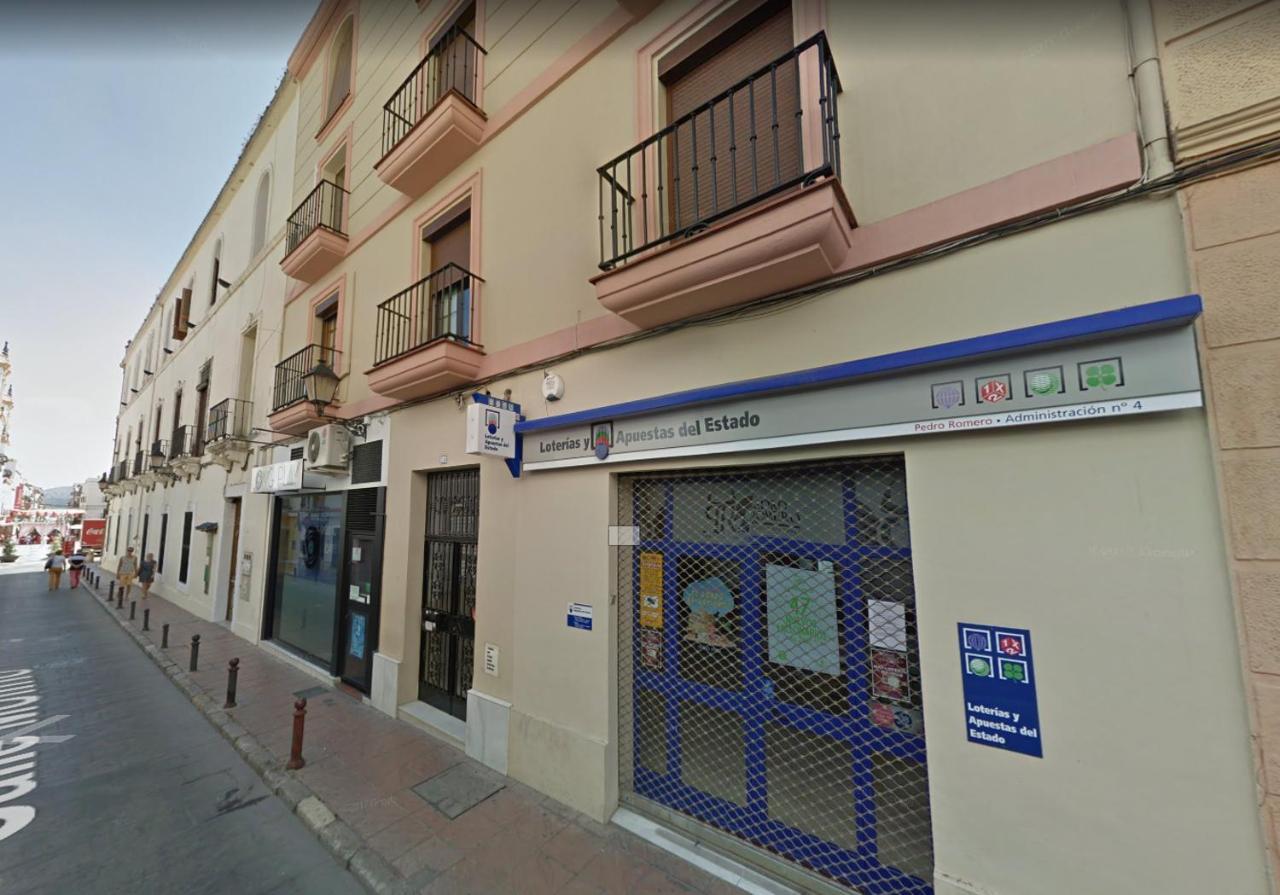 Apartamento Plaza Del Socorro Ronda Luaran gambar